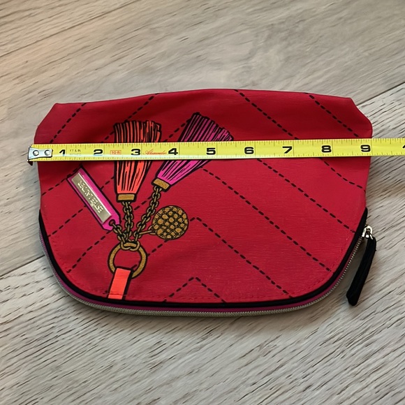 Ester Lauder makeup bag - Picture 9 of 13